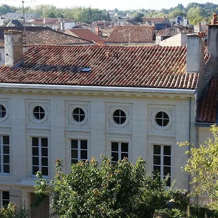 Beaux Esprits Chambres D'hotes Et Seminaires Bed & Breakfast