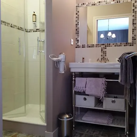 Bed & Breakfast Beaux Esprits Chambres D'hotes Et Seminaires Poitiers