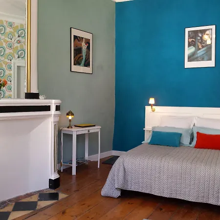 Beaux Esprits Chambres D'hotes Et Seminaires Bed & Breakfast